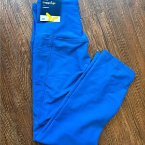 NWT XS High Waisted Powersoft Crop Pocket Leggings
